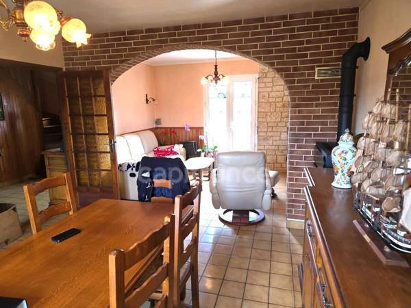 Maison à vendre QUIMPER (29) 4 chambres, 96 m2 sur terrain de 1156 m2 Sous sol complet