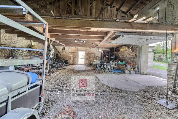 Maison de maître de 1874 - Parc arboré, piscine et dépendances