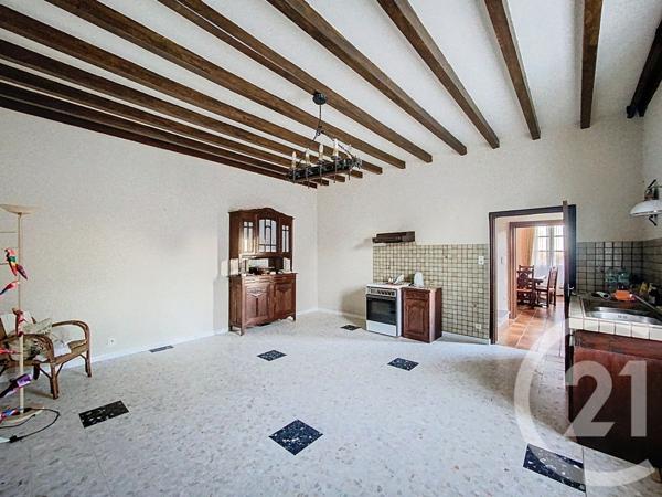 Maison à vendre  7 pièces - 196,59 m2 EBREUIL - 03