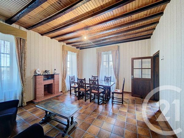 Maison à vendre  7 pièces - 196,59 m2 EBREUIL - 03