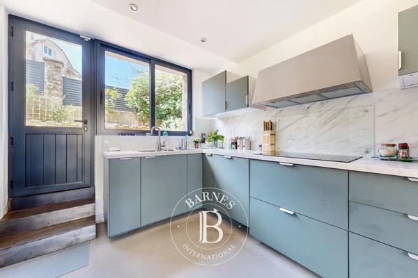 Marnes-la-Coquette, Maison 4 Chambres -  167 m² à vendre