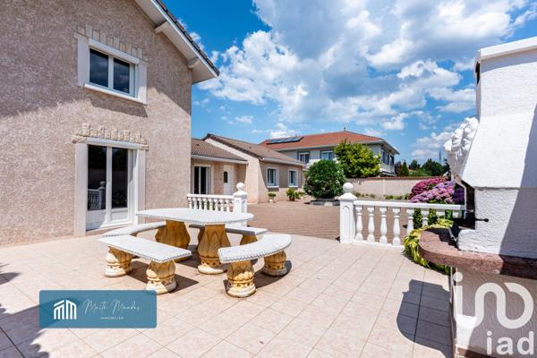 Maison à vendre 7 pièces 184 m² Bonson