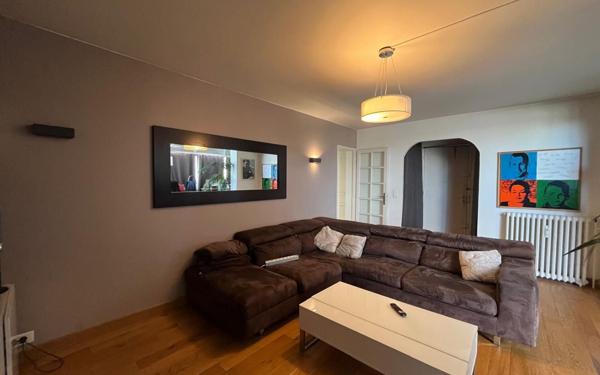 Appartement à vendre    3 pièces •  Villemomble