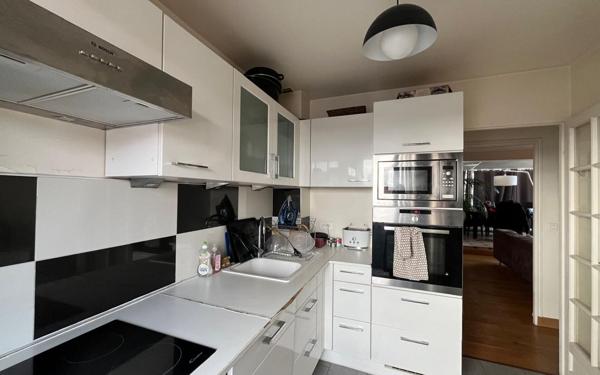 Appartement à vendre    3 pièces •  Villemomble