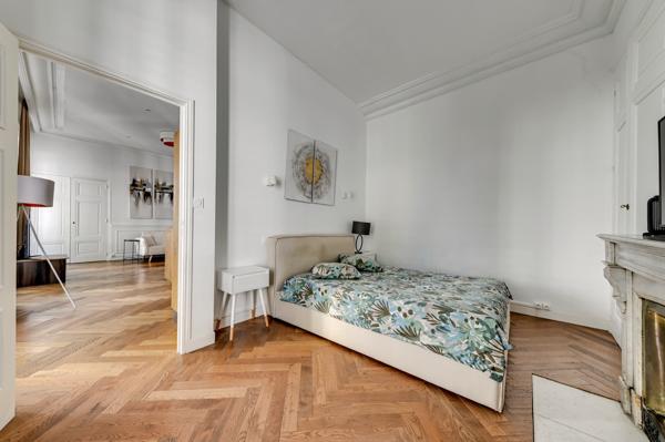 TÊTE D'OR / MASSÉNA Appartement avec 3 chambres et un balcon en étage