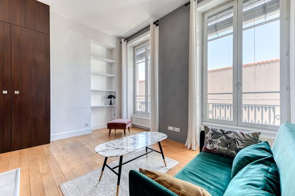 Lyon 2, en plein coeur d'Ainay appartement T2 rénové de 46 m2.