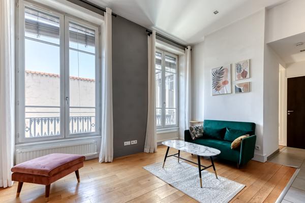 Lyon 2, en plein coeur d'Ainay appartement T2 rénové de 46 m2.