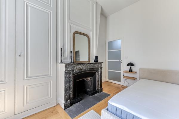 Lyon 2, en plein coeur d'Ainay appartement T2 rénové de 46 m2.