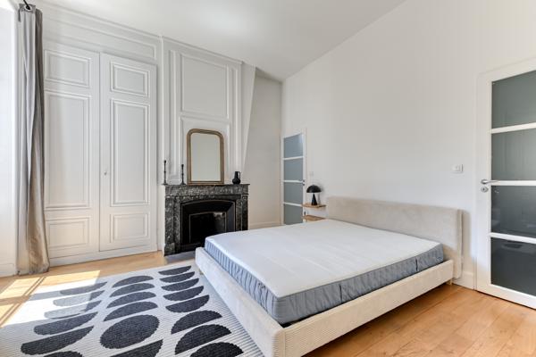 Lyon 2, en plein coeur d'Ainay appartement T2 rénové de 46 m2.