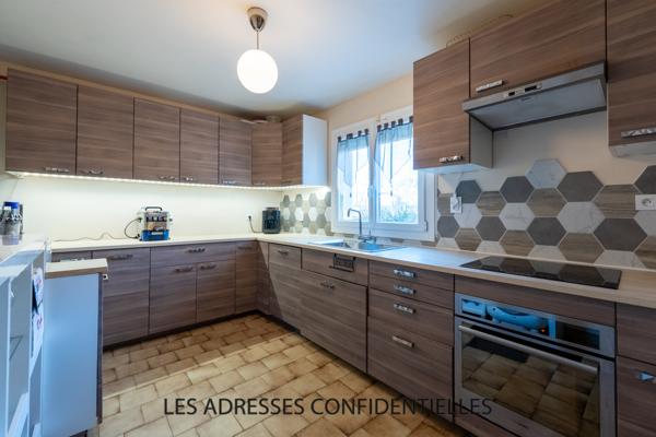 CHASSIEU - Maison familiale 112 m² - 5 pièces