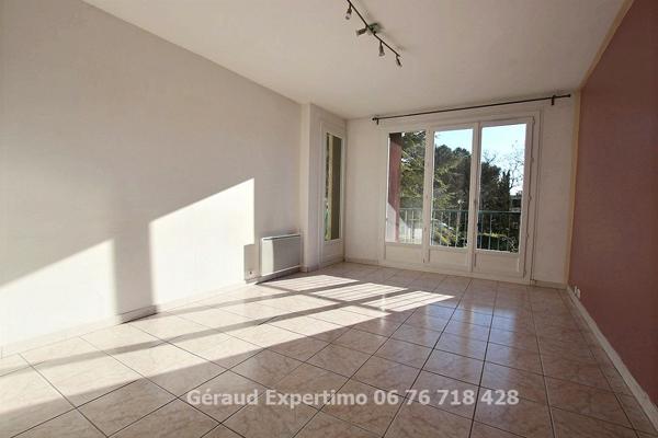 Aix-en-Provence (13090) À louer – Appartement T3 avec balcon – Résidence Le Bocage