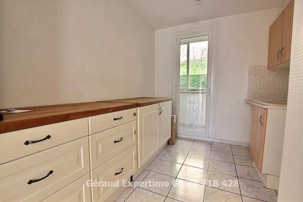 Aix-en-Provence (13090) À louer – Appartement T3 avec balcon – Résidence Le Bocage