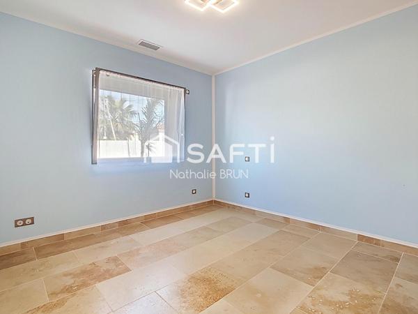 Villa haut de gamme 177 m² sur 1015 m² de terrain