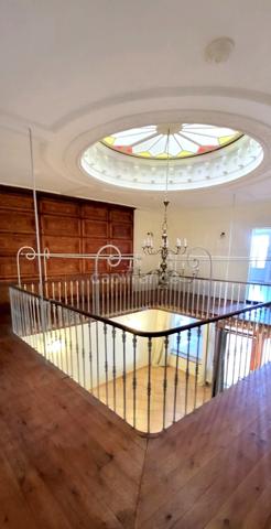 Ensemble atypique de deux maisons avec commerce en plein coeur de SAINT CLAR (32) à vendre