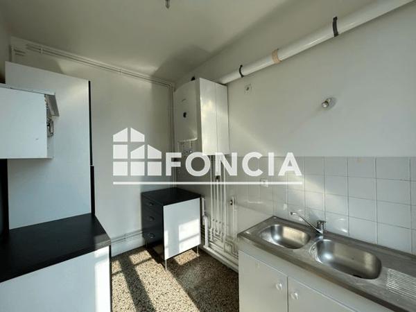 Location Appartement 2 pièces 61.45 m² - 39 AVENUE D'ARCHES Charleville-mezieres 08000