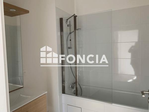 Location Appartement 4 pièces 76.8 m² - 5 BOULEVARD JULES FERRY Louviers 27400