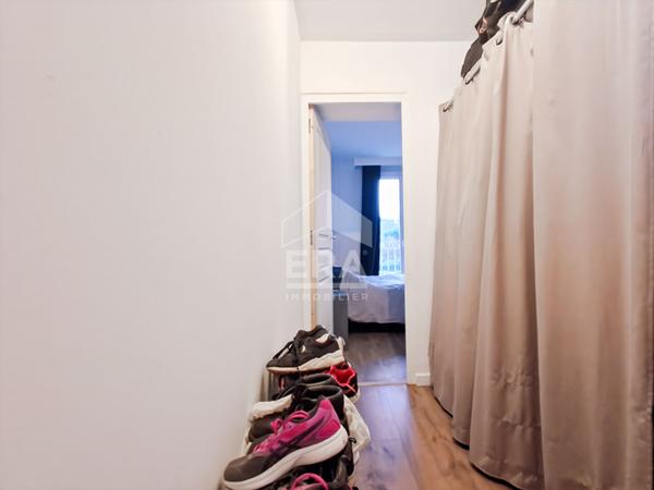 À vendre : Grand T2 de 54 m²  avec Balcon situé au 5eme étages