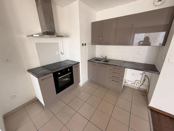 A LOUER : T3 à ROUBAIX • Clos de l'épicentre - ROUBAIX • 700 € CC • Réf. 6345001-00115-001