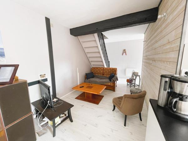 Maison à MORTAGNE-SUR-SEVRE, 85290 - 9 pièces 192m²
