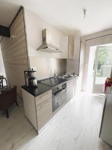 Maison à MORTAGNE-SUR-SEVRE, 85290 - 9 pièces 192m²