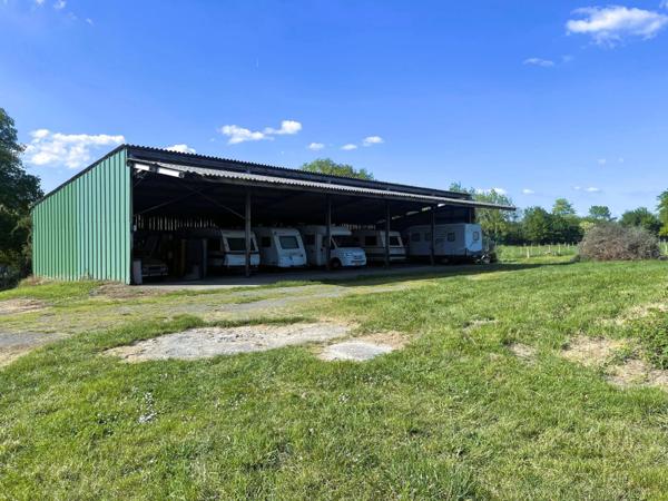 Maison à MORTAGNE-SUR-SEVRE, 85290 - 9 pièces 192m²