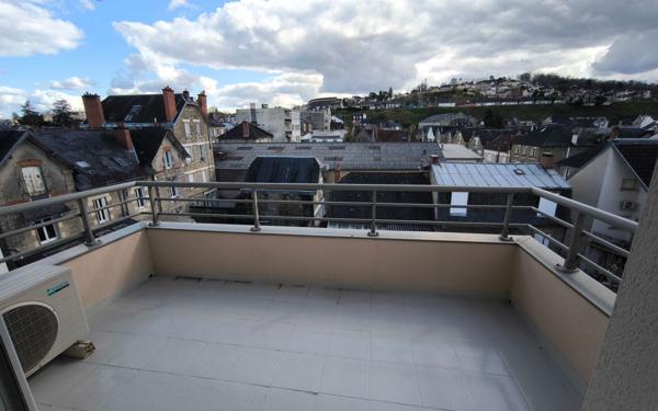 Appartement à vendre    3 pièces • 74,56 m2 Brive-la-Gaillarde