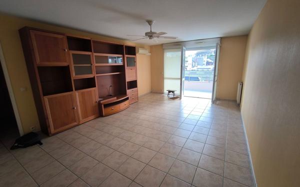 Appartement à vendre    3 pièces • 74,56 m2 Brive-la-Gaillarde