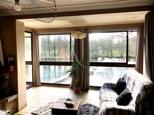 Maison Montaigu Vendee