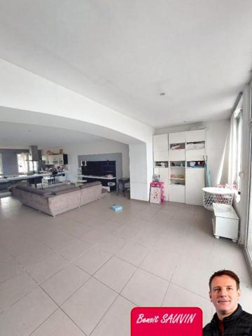 GRANDE maison T5 + PISCINE