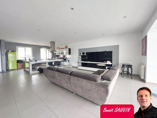 GRANDE maison T5 + PISCINE