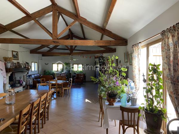 Corps de ferme de 258 m²