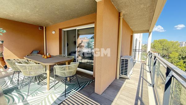 Appartement 3 pièces avec grande terrasse et parking