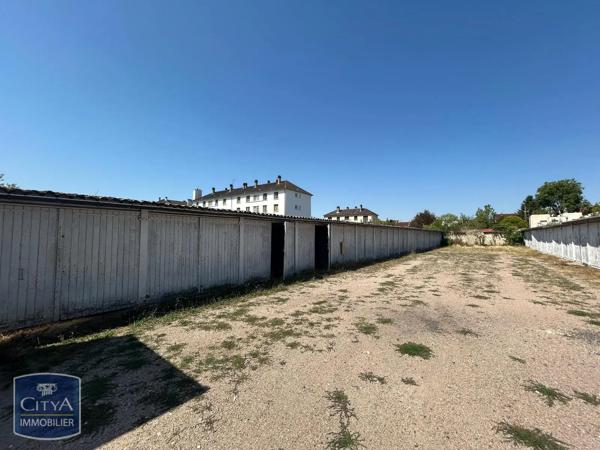 Parking à louer 14m² Nevers (58000)