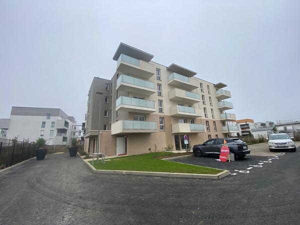 SPACIEUX T3 65M² - A LUISANT