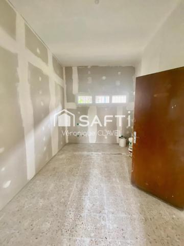 Maison type Loft de 163m2 avec grand plateau sur terrain de 1000m2avec 5 garages