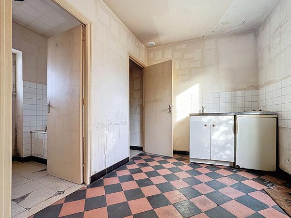 Appartement T2 à vendre à Ancenis - terrasse, caves, préau et jardin.