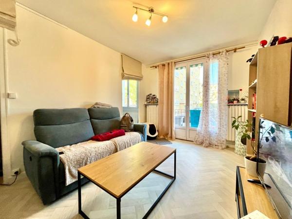 ANNECY - F3 48m² - quartier Romains