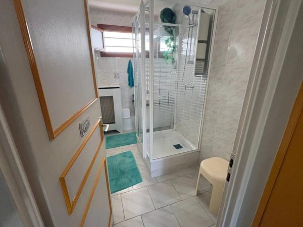 Maison à vendre 5 pièces MERU (60)