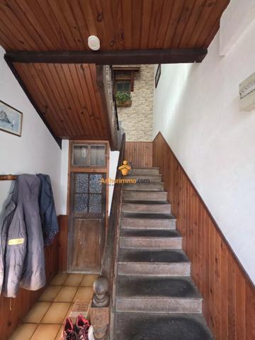 Vente                                                      Maison
                        
                     6 pièces                      215 m2                     à Bordères-sur-l'Échez