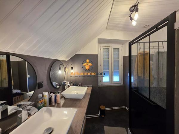 Vente                                                      Maison
                        
                     6 pièces                      215 m2                     à Bordères-sur-l'Échez