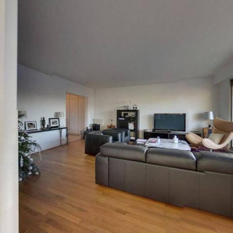 Appartement 8 pièces - 44000 Nantes