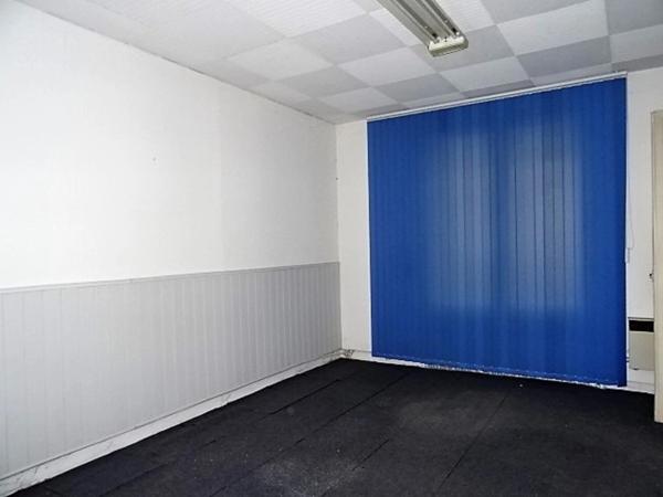 Dpt Vienne (86), à vendre CHATELLERAULT immeuble - Terrain de 332,00 m²