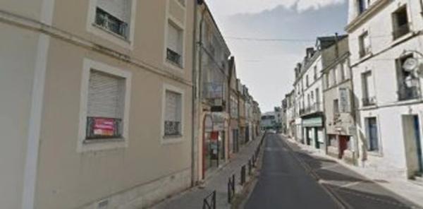 Dpt Vienne (86), à vendre CHATELLERAULT immeuble - Terrain de 332,00 m²