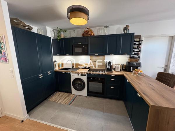 T2 récent avec balcon et parking souterrain