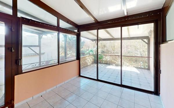 Immeuble à vendre    6 pièces •  Homécourt