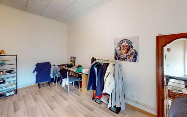 Immeuble à vendre    6 pièces •  Homécourt