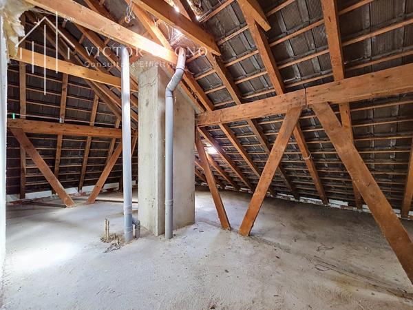 Maison
         7 pièces
        - 145 m² 106 000 € *