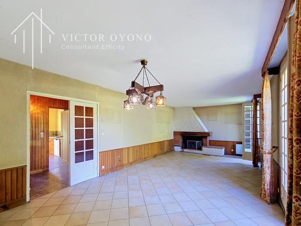 Maison
         7 pièces
        - 145 m² 106 000 € *