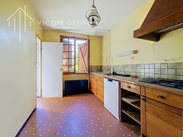 Maison
         7 pièces
        - 145 m² 106 000 € *