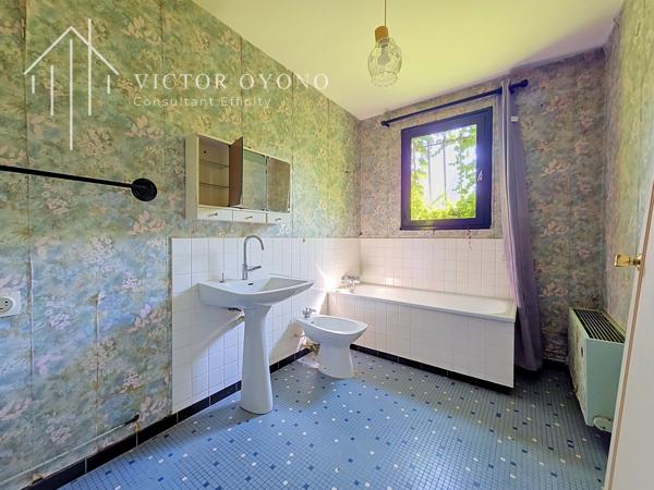 Maison
         7 pièces
        - 145 m² 106 000 € *